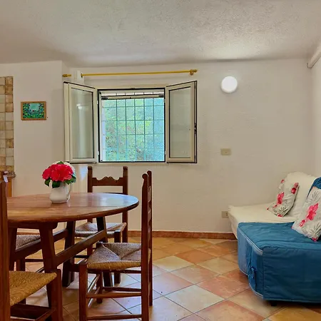 Le Residenze Dei Mandorli - Immersi Nel Della Macchia Mediterranea A